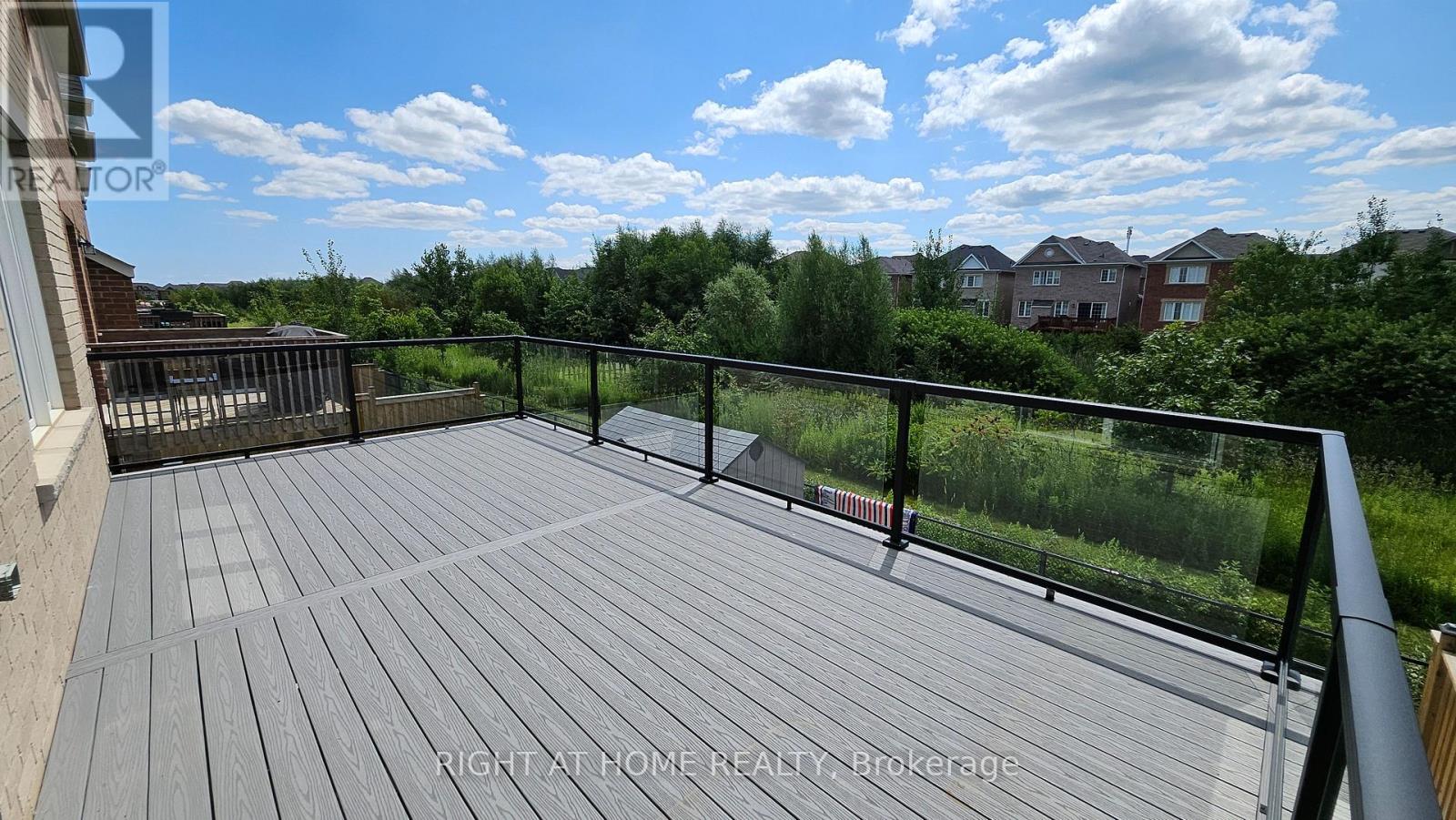 Upper - 1206 Duignan Crescent, Milton, Ontario  L9E 1C2 - Photo 3 - W13490674