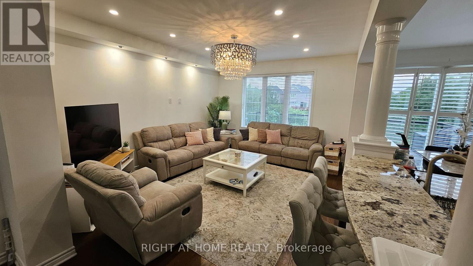 Upper - 1206 Duignan Crescent, Milton, Ontario  L9E 1C2 - Photo 8 - W13490674