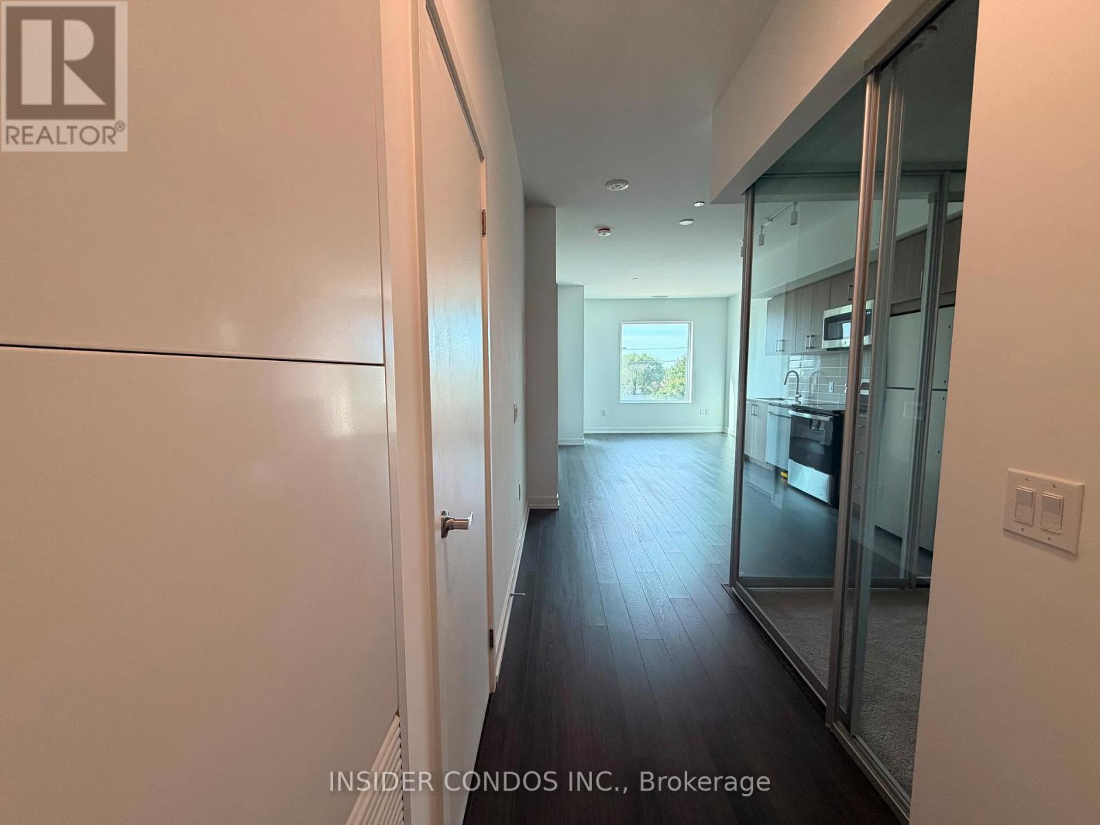 428 - 4010 Eglinton Avenue W, Toronto, Ontario  M9P 1A6 - Photo 4 - W13490748