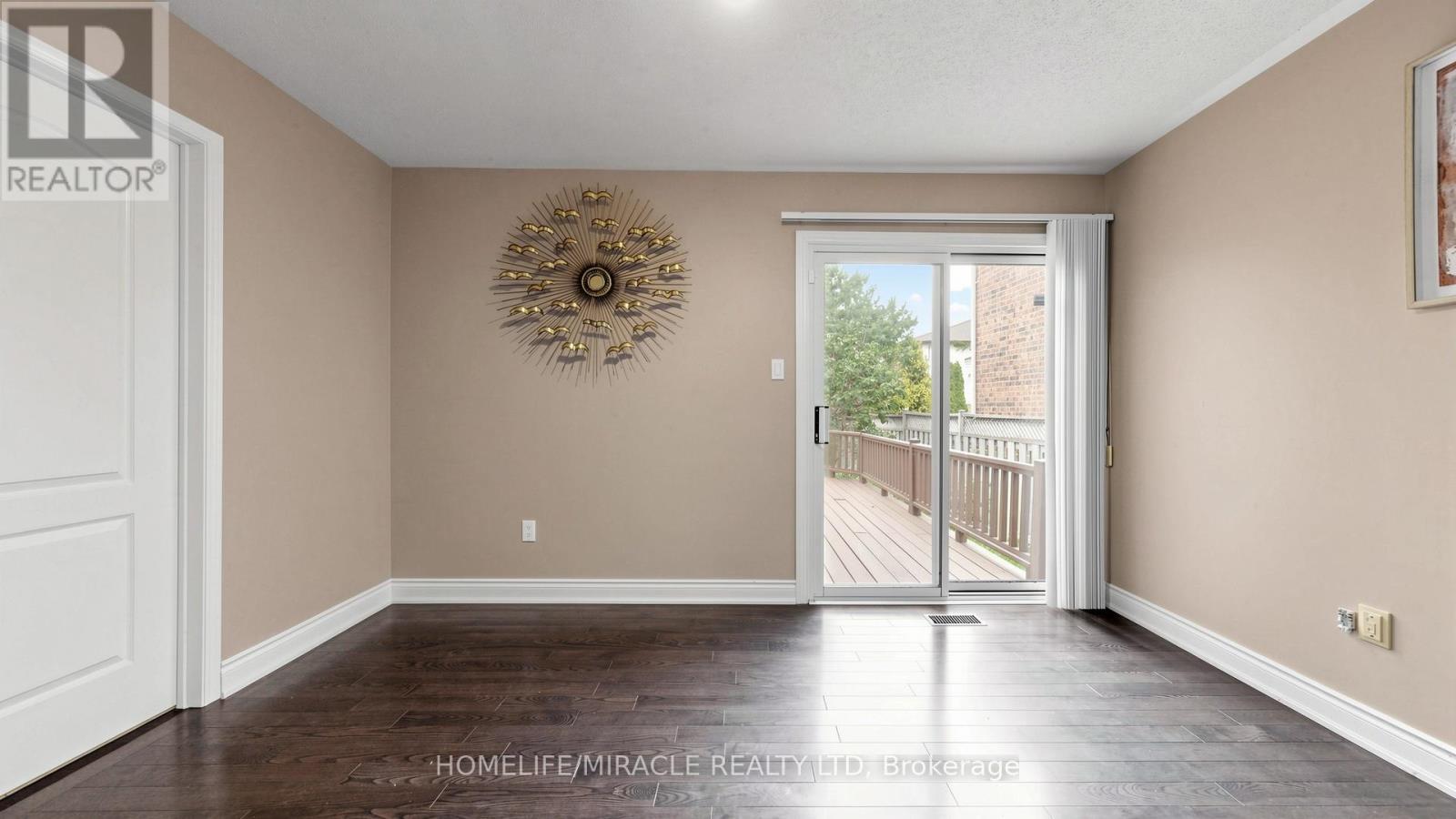 2873 Peacock Drive, Mississauga, Ontario  L5M 5S2 - Photo 19 - W13490764