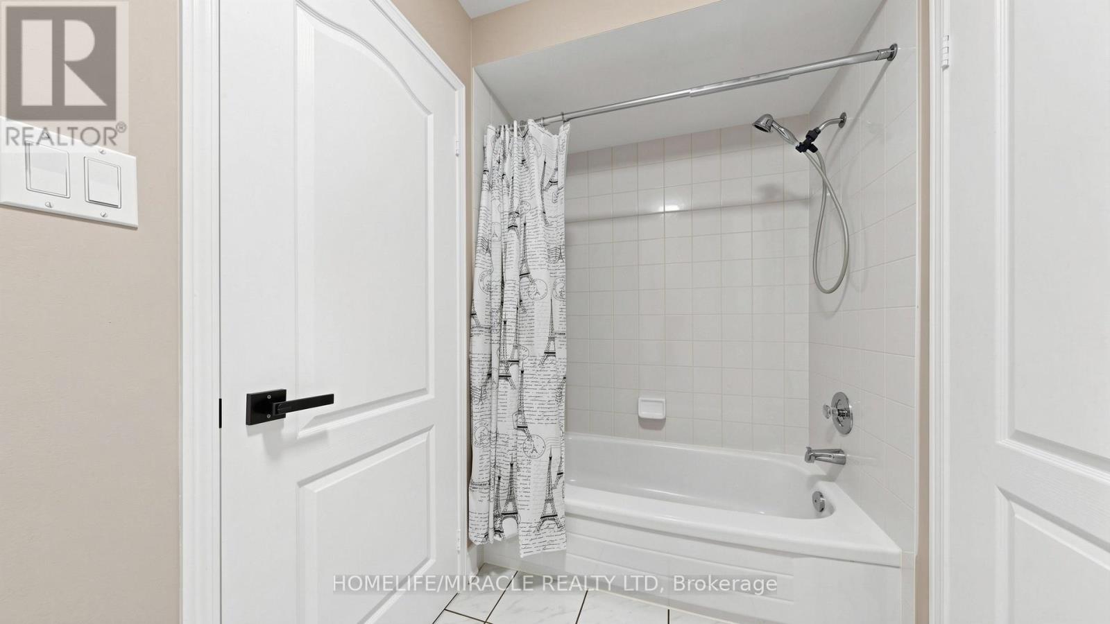 2873 Peacock Drive, Mississauga, Ontario  L5M 5S2 - Photo 22 - W13490764