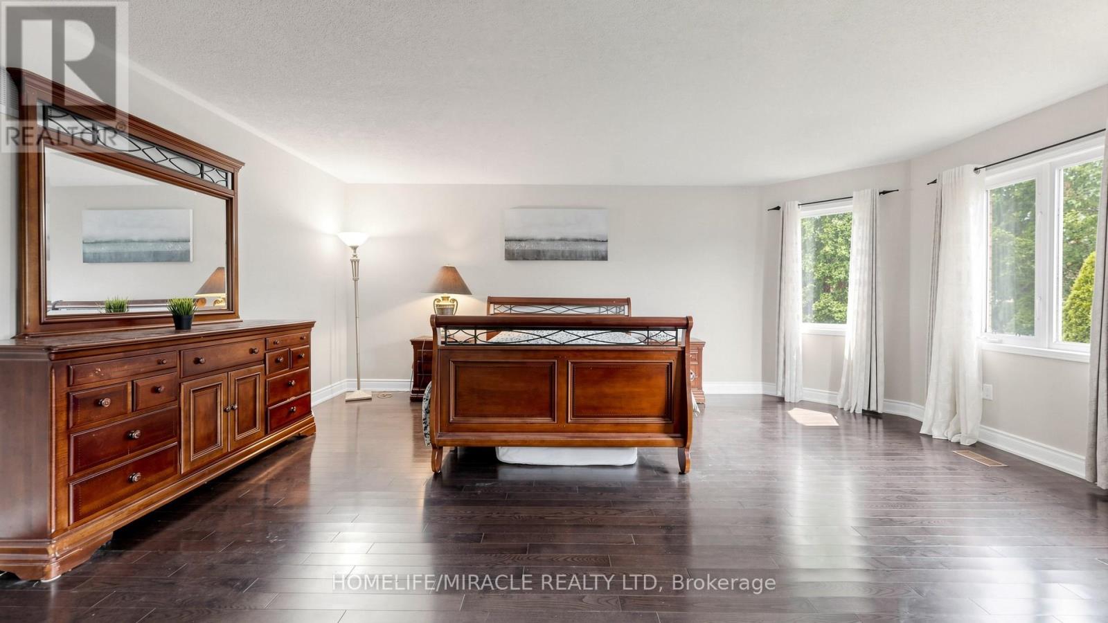 2873 Peacock Drive, Mississauga, Ontario  L5M 5S2 - Photo 29 - W13490764