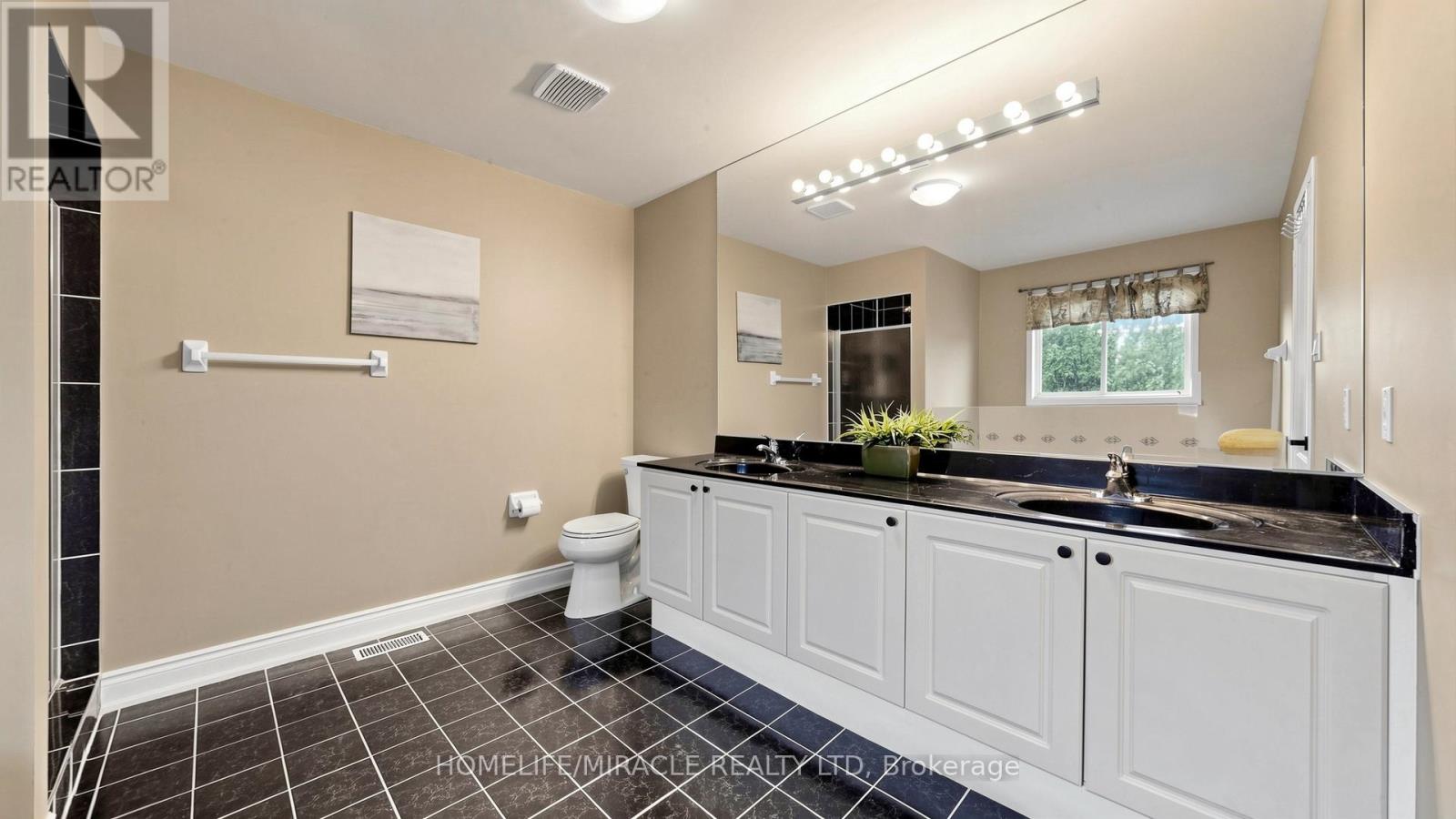 2873 Peacock Drive, Mississauga, Ontario  L5M 5S2 - Photo 31 - W13490764