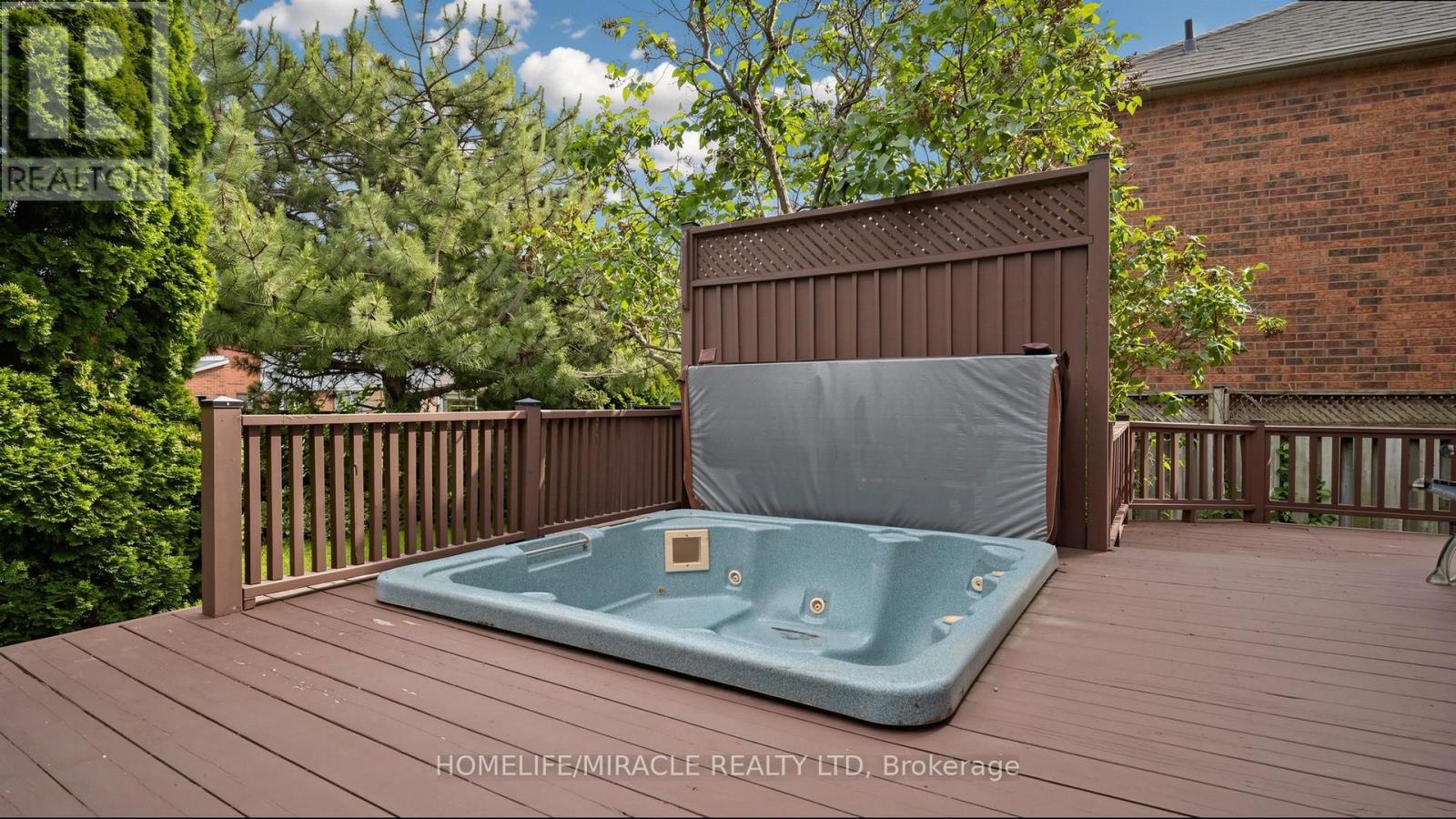 2873 Peacock Drive, Mississauga, Ontario  L5M 5S2 - Photo 48 - W13490764
