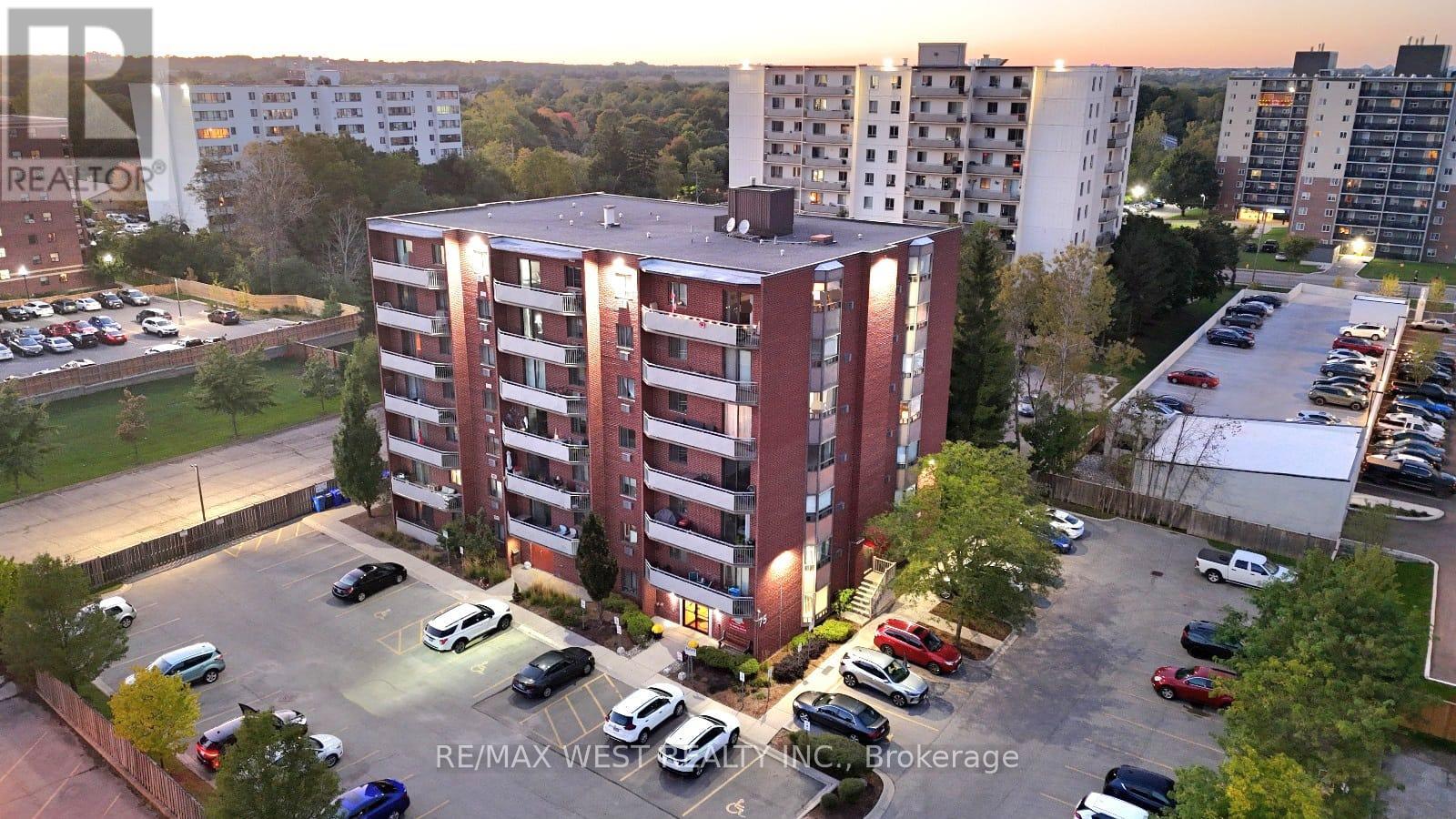 705 - 75 Huxley Street, London South, Ontario  N6J 4W7 - Photo 1 - X13490478