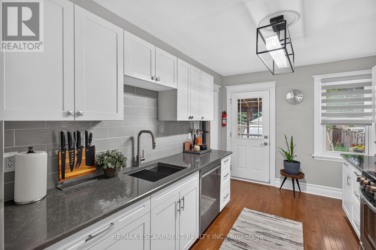 55 Cameron Avenue N, Hamilton, Ontario  L8H 4Z1 - Photo 9 - X13490826