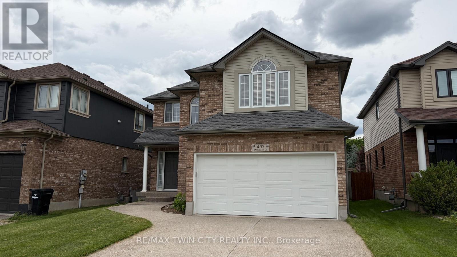 457 DANSBURY DRIVE, Waterloo, Ontario