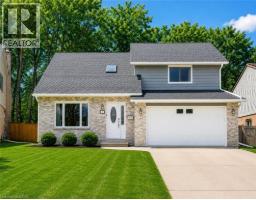 15 MCLEOD Court, Kitchener, Ontario