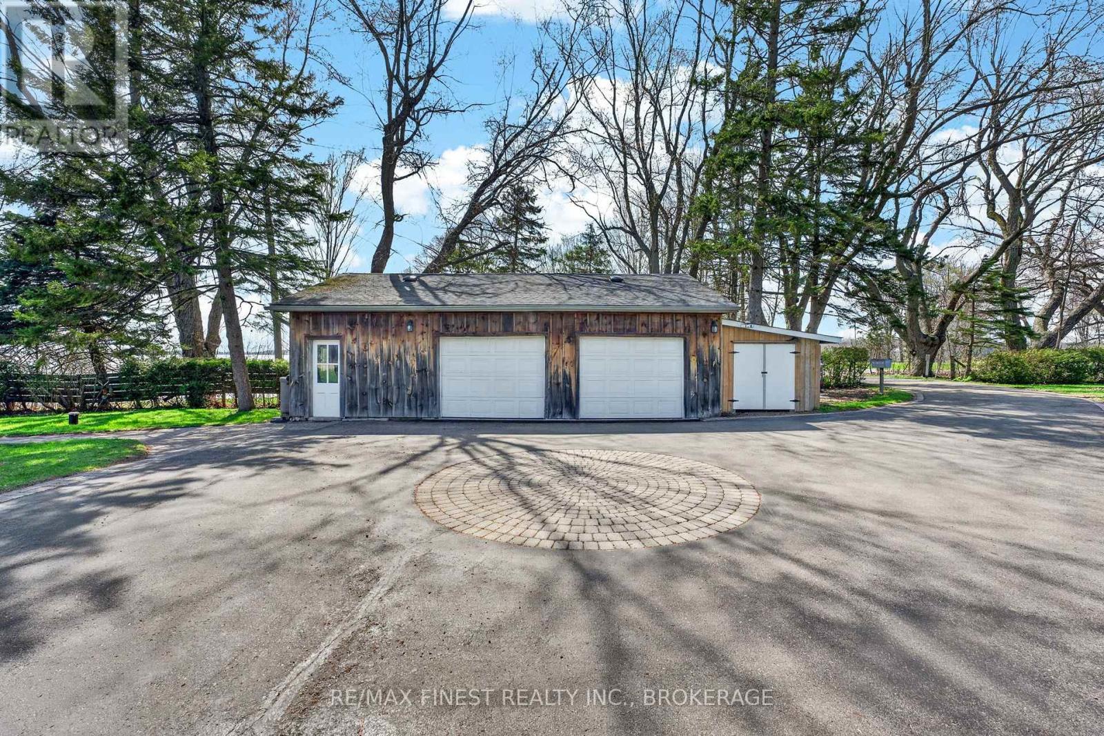 119 Thousand Island Parkway, Leeds And The Thousand Islands, Ontario  K6H 2V4 - Photo 4 - X13490956