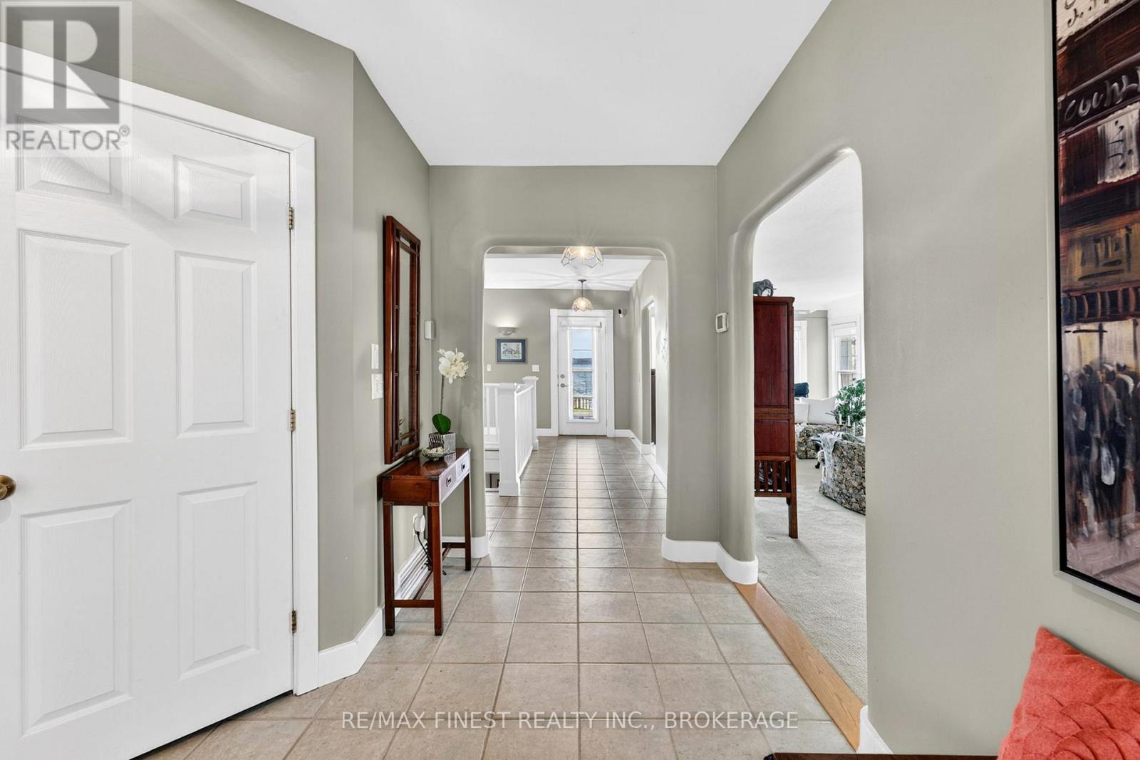 119 Thousand Island Parkway, Leeds And The Thousand Islands, Ontario  K6H 2V4 - Photo 8 - X13490956