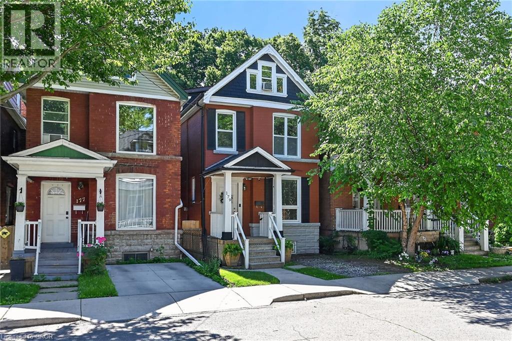 179 Burris Street, Hamilton, Ontario  L8M 2J7 - Photo 3 - 40840001