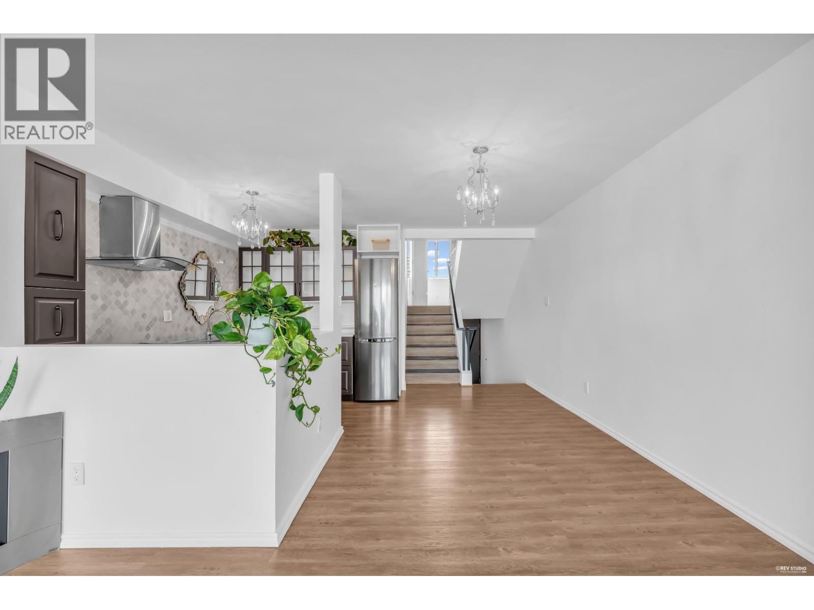 524 666 Leg In Boot Square, Vancouver, British Columbia  V5Z 4B3 - Photo 9 - R3139753