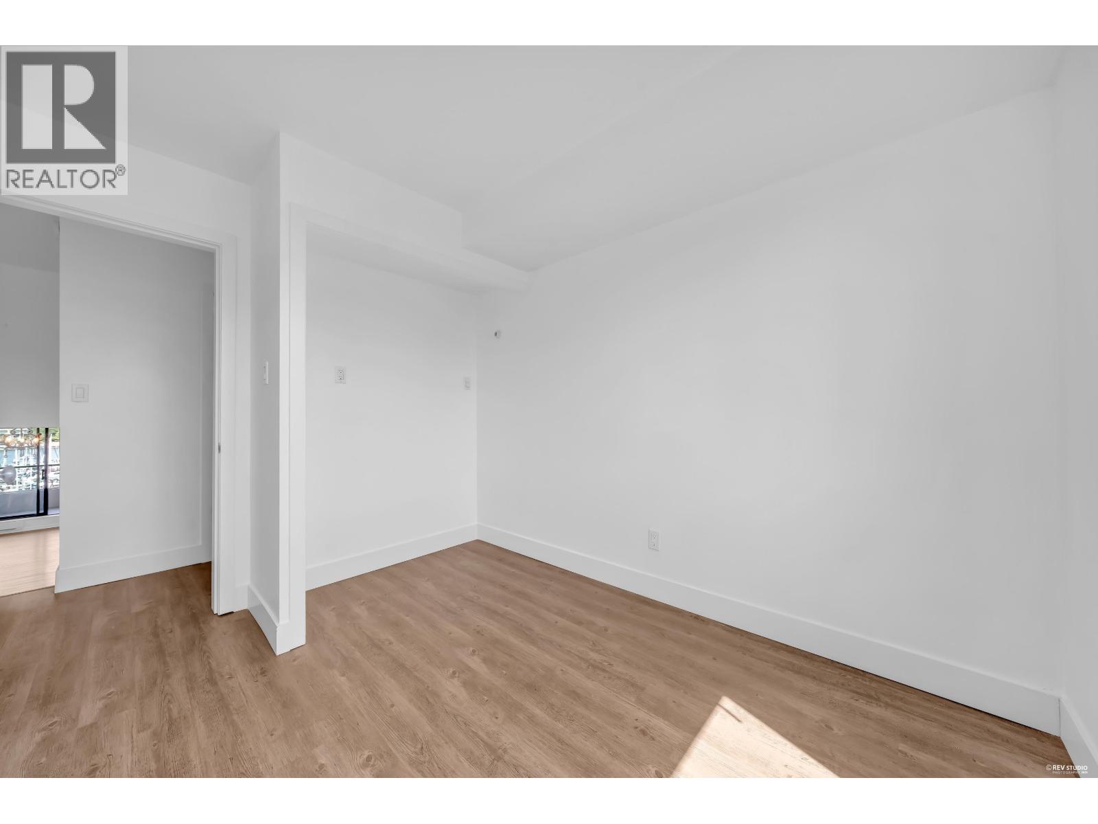 524 666 Leg In Boot Square, Vancouver, British Columbia  V5Z 4B3 - Photo 17 - R3139753
