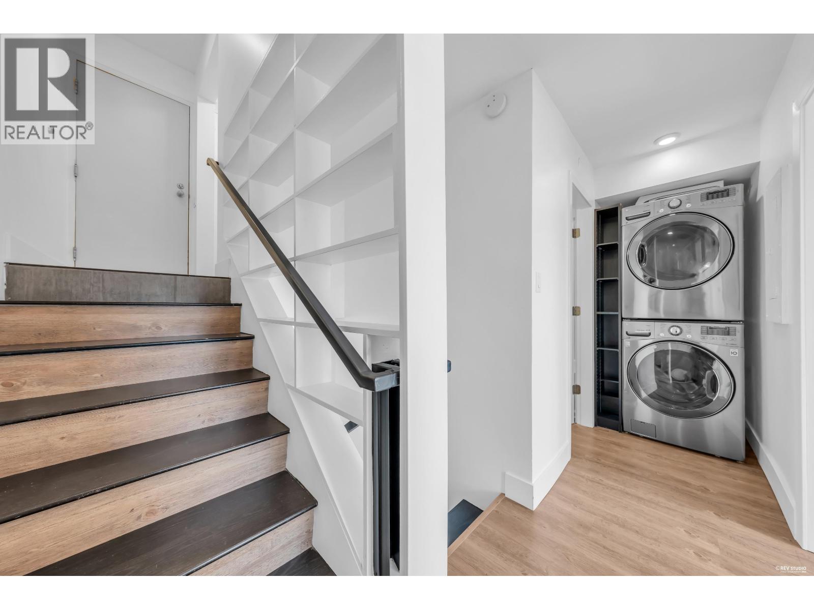 524 666 Leg In Boot Square, Vancouver, British Columbia  V5Z 4B3 - Photo 24 - R3139753