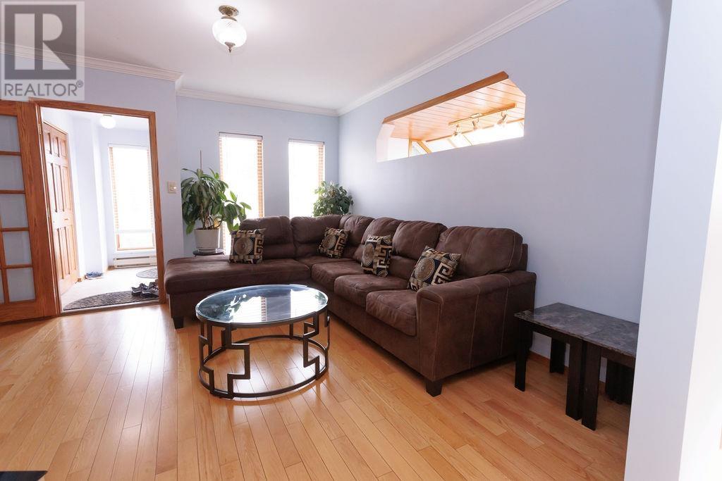 88 Carl Ave, Thunder Bay, Ontario  P7B 4Z5 - Photo 3 - TB2601535