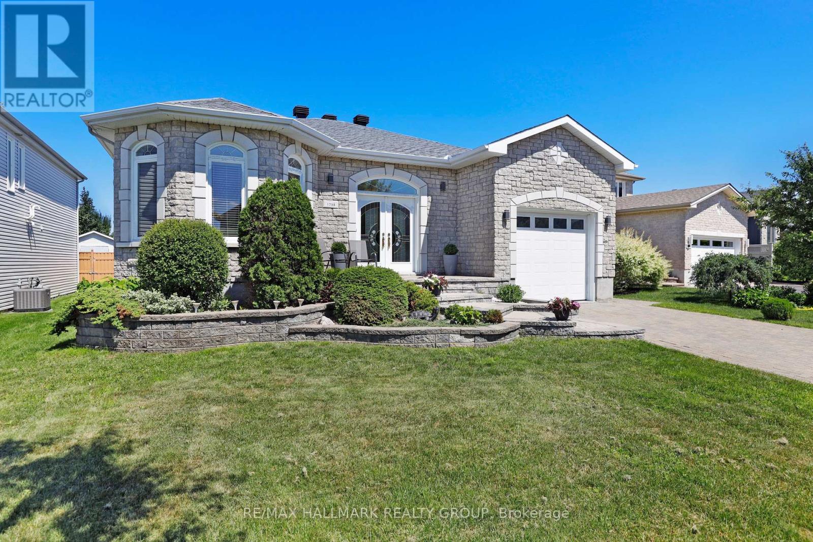 1795 Patricia Street, Clarence-Rockland, Ontario  K4K 1T4 - Photo 3 - X13490914
