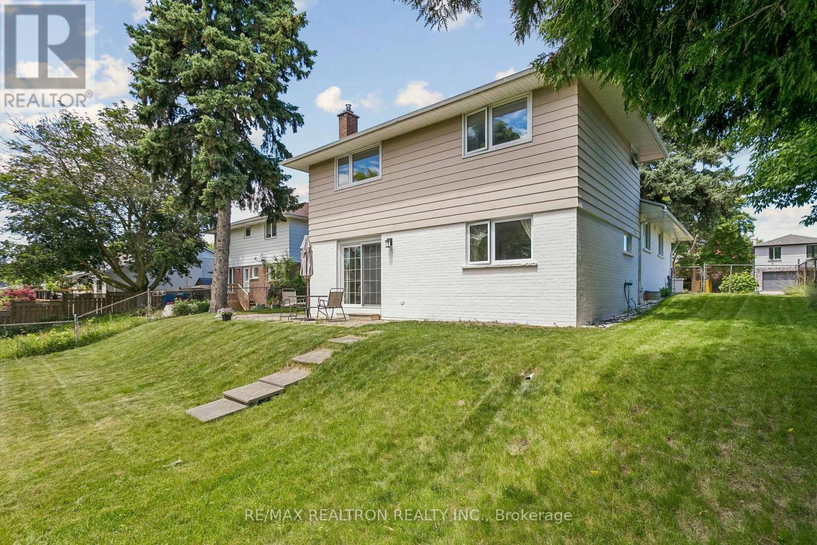 27 Elfindale Crescent, Toronto, Ontario  M2J 1B6 - Photo 48 - C13490162