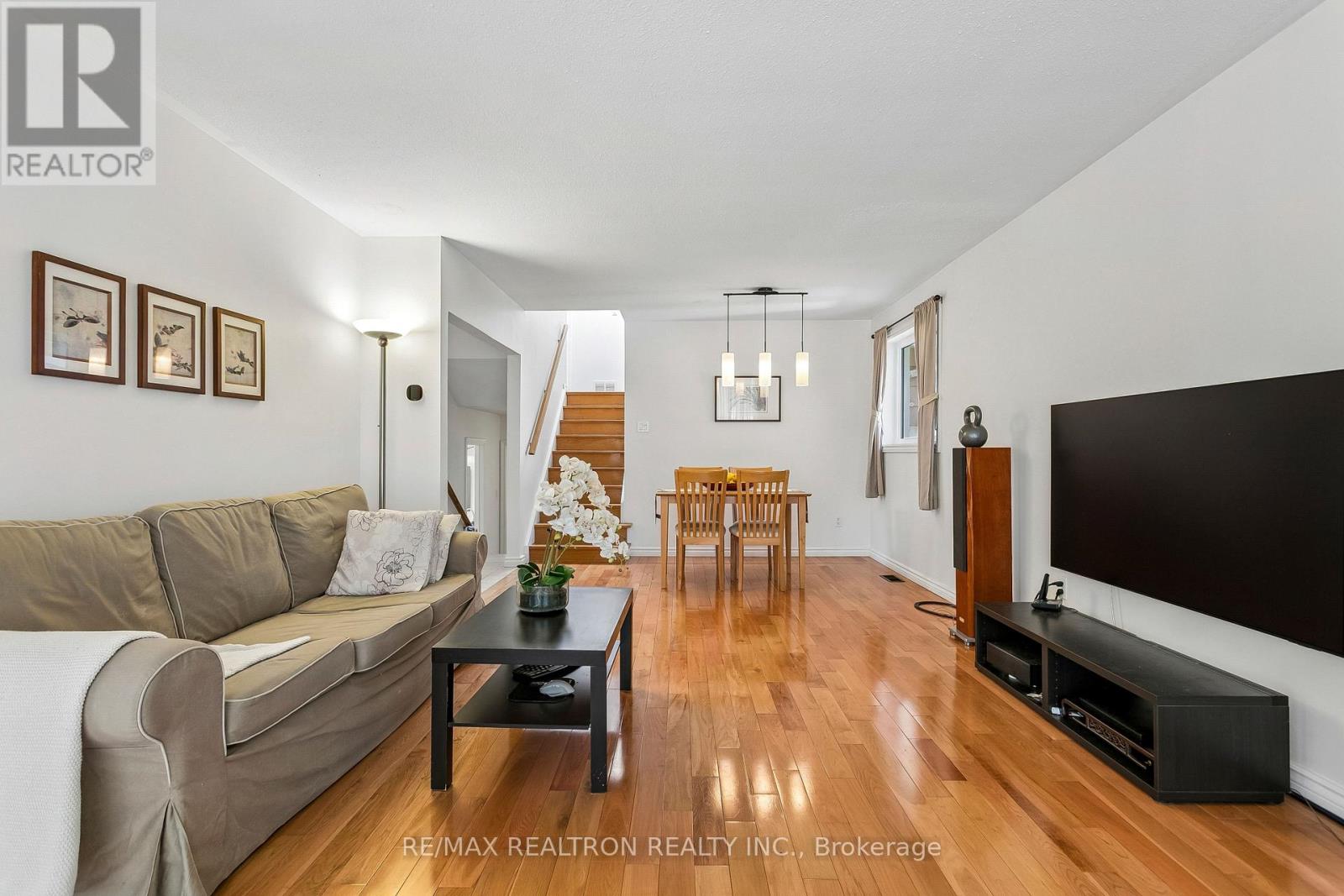 27 Elfindale Crescent, Toronto, Ontario  M2J 1B6 - Photo 7 - C13490162