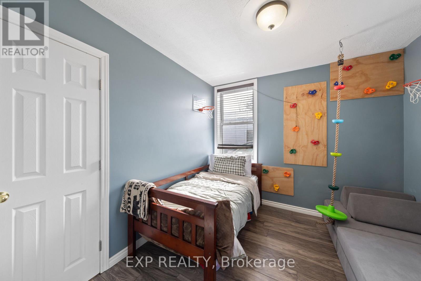61 Queen Street, Huron East (Brussels), Ontario  N0G 1H0 - Photo 12 - X12970106