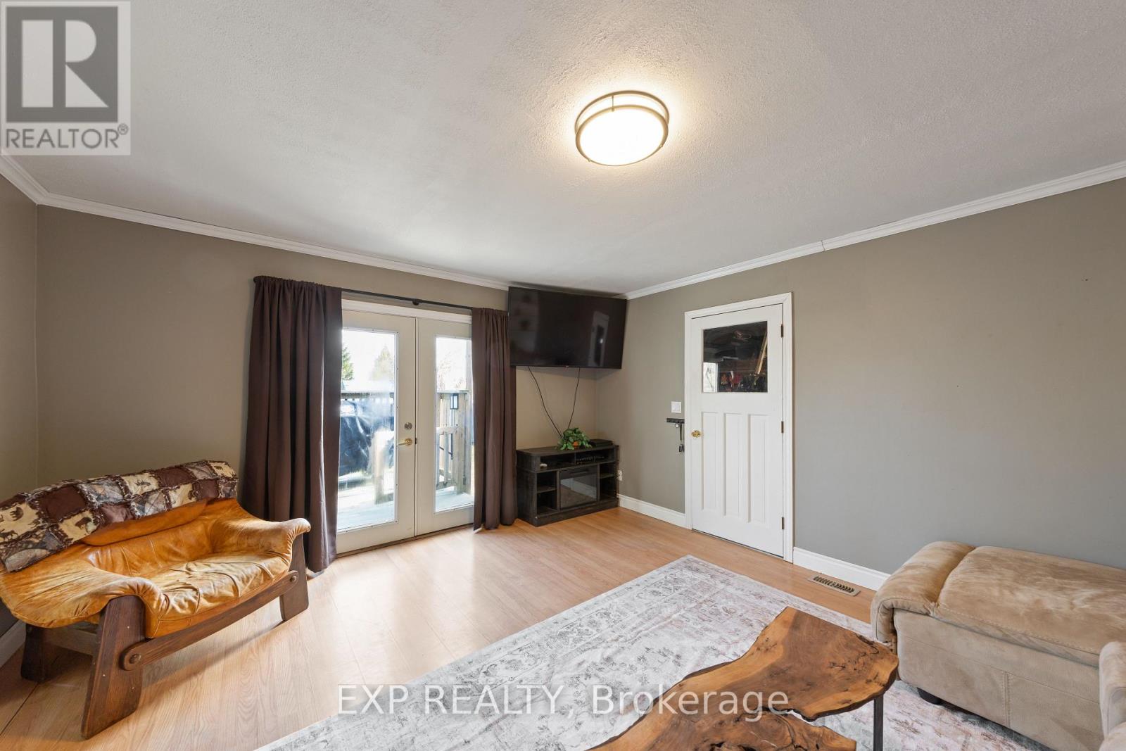 61 Queen Street, Huron East (Brussels), Ontario  N0G 1H0 - Photo 8 - X12970106