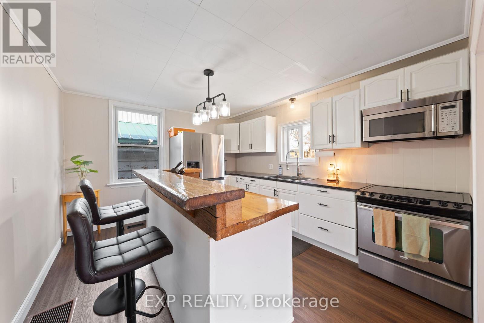 61 Queen Street, Huron East (Brussels), Ontario  N0G 1H0 - Photo 9 - X12970106