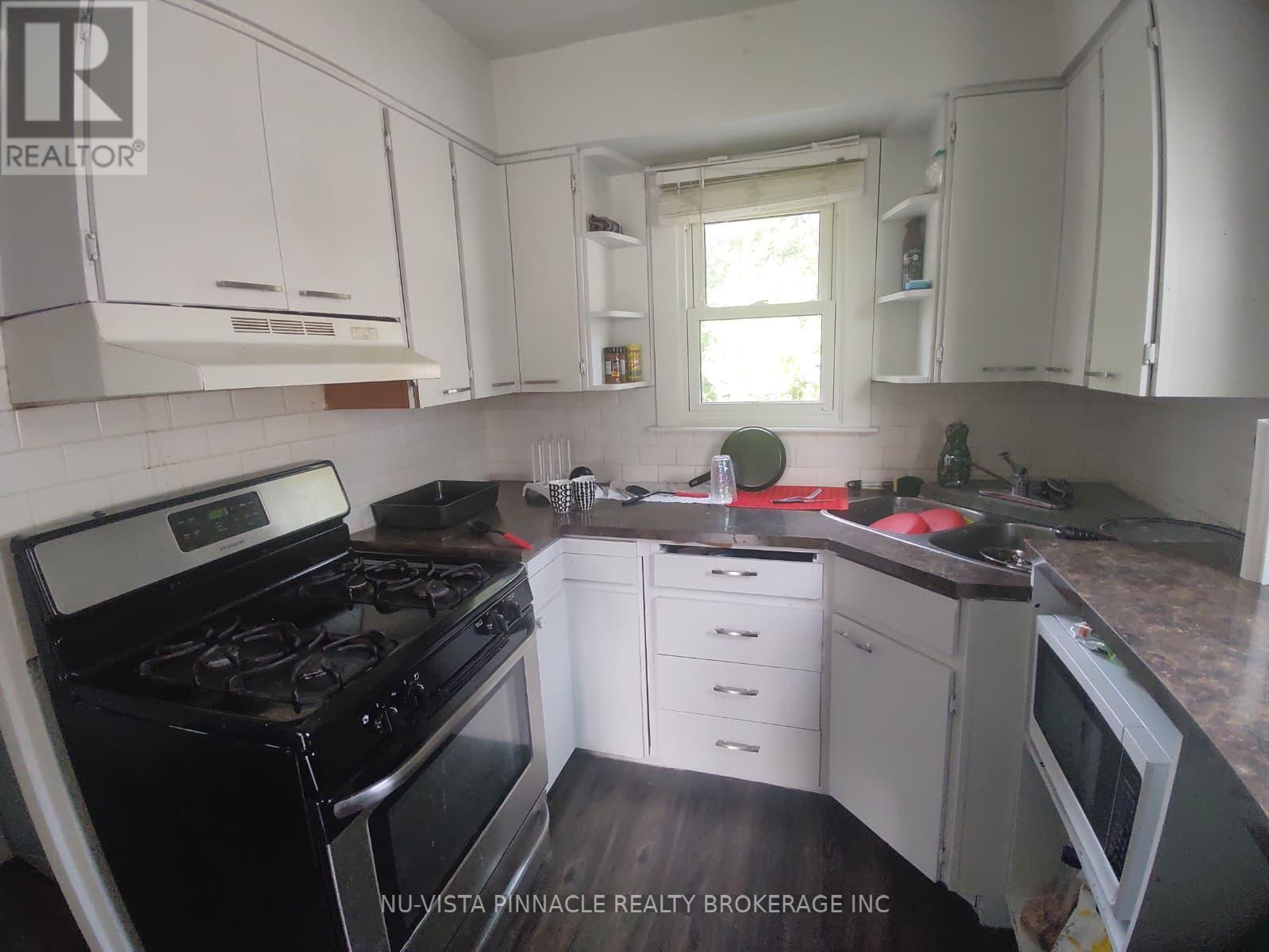 759 Curry Street, London East, Ontario  N5Y 1N5 - Photo 2 - X13421458