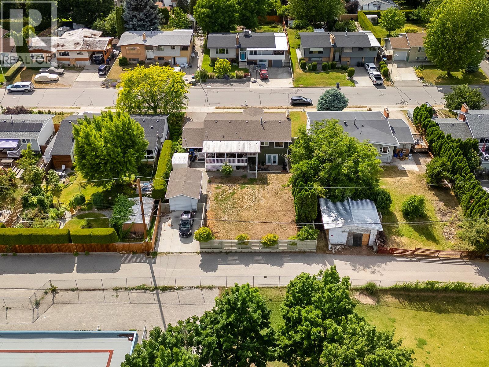 951 Kennedy Street, Kelowna, British Columbia  V1Y 4E9 - Photo 7 - 10392548
