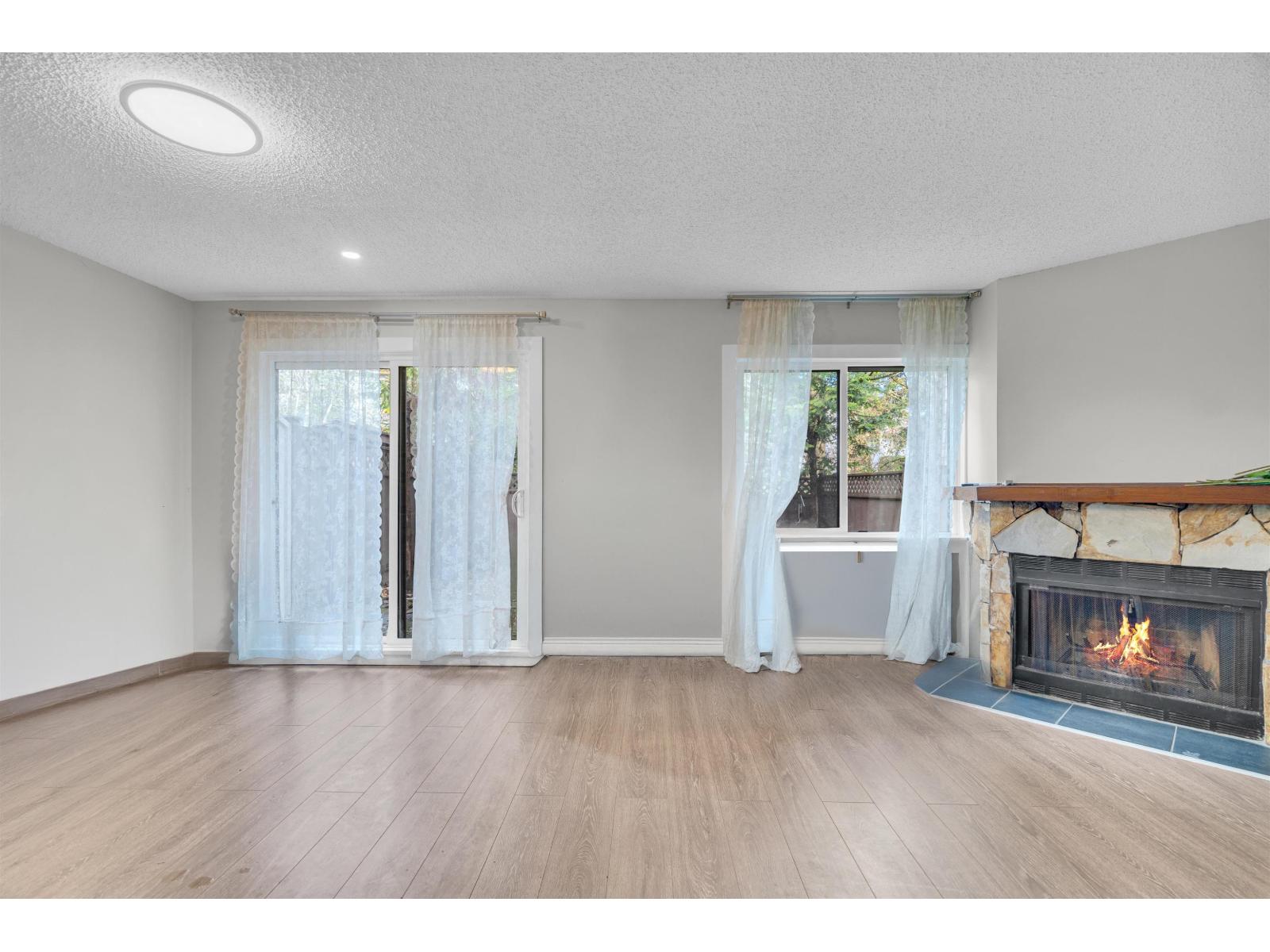 13335 70b Avenue, Surrey, British Columbia  V3W 7Z3 - Photo 10 - R3138586