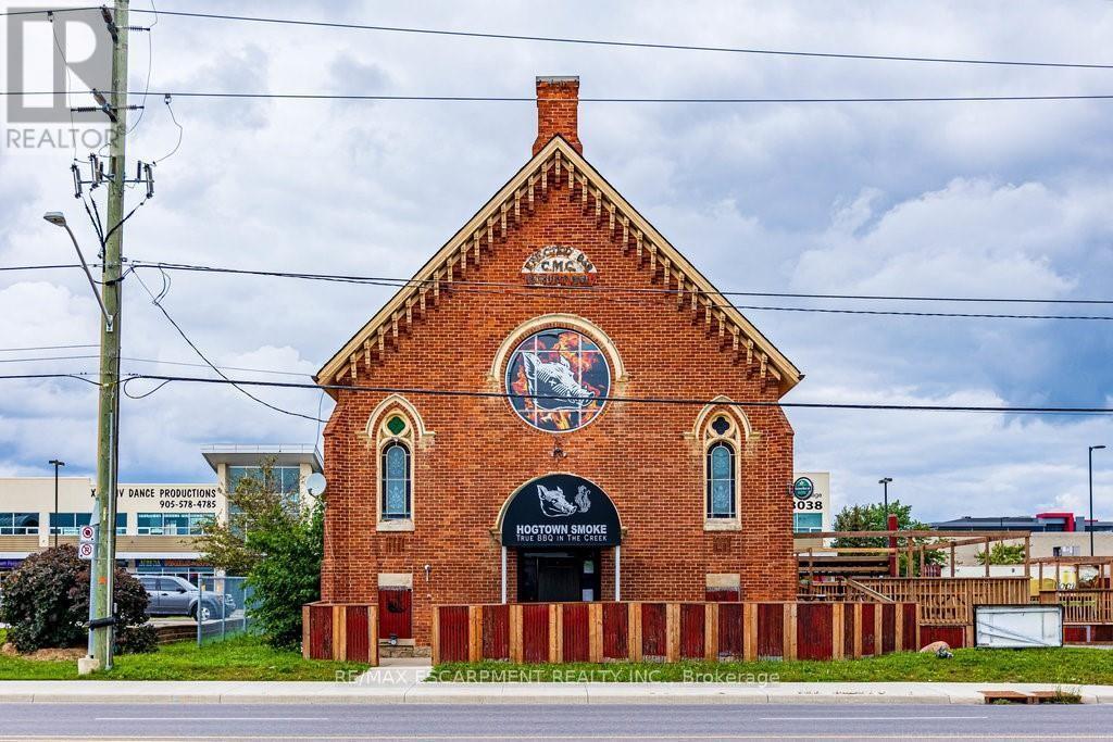 2251 RYMAL ROAD, Hamilton, Ontario