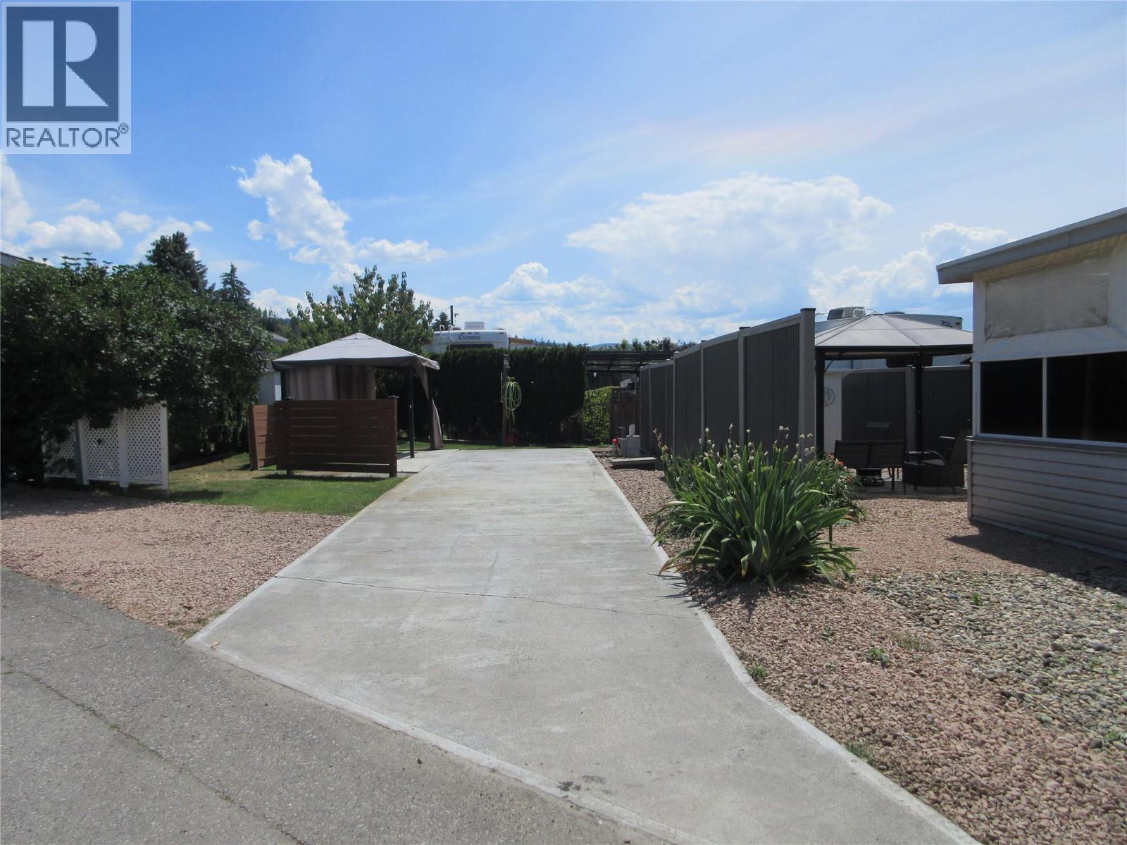 415 Commonwealth Road Unit# 121, Kelowna, British Columbia