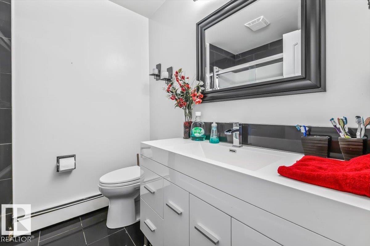 8720 152b Av NW, Edmonton, Alberta  T5E 6H2 - Photo 22 - E4495696