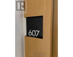 607 - 11 WELLESLEY STREET W, Toronto, Ontario