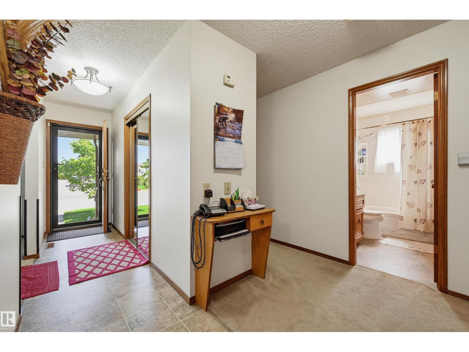 1920 65 St NW, Edmonton, Alberta  T6L 1T2 - Photo 2 - E4495697