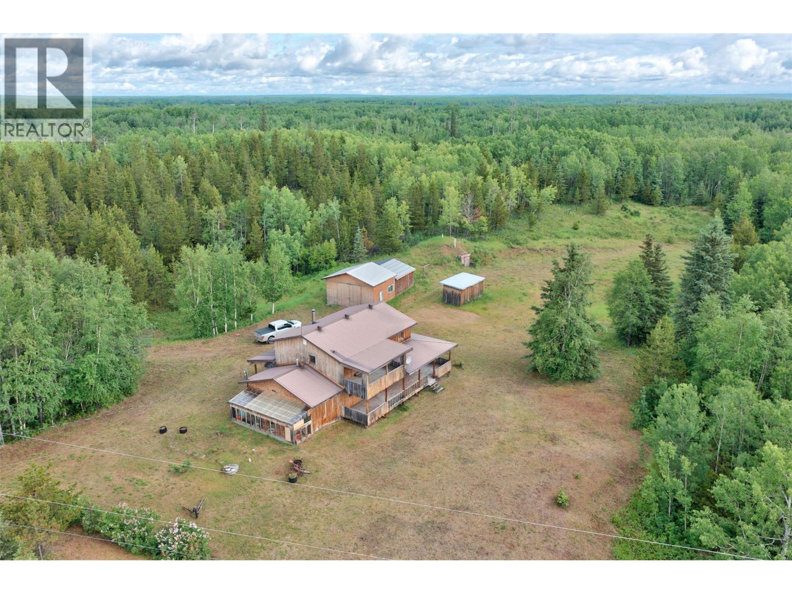 562 Willis Road, Chetwynd, British Columbia