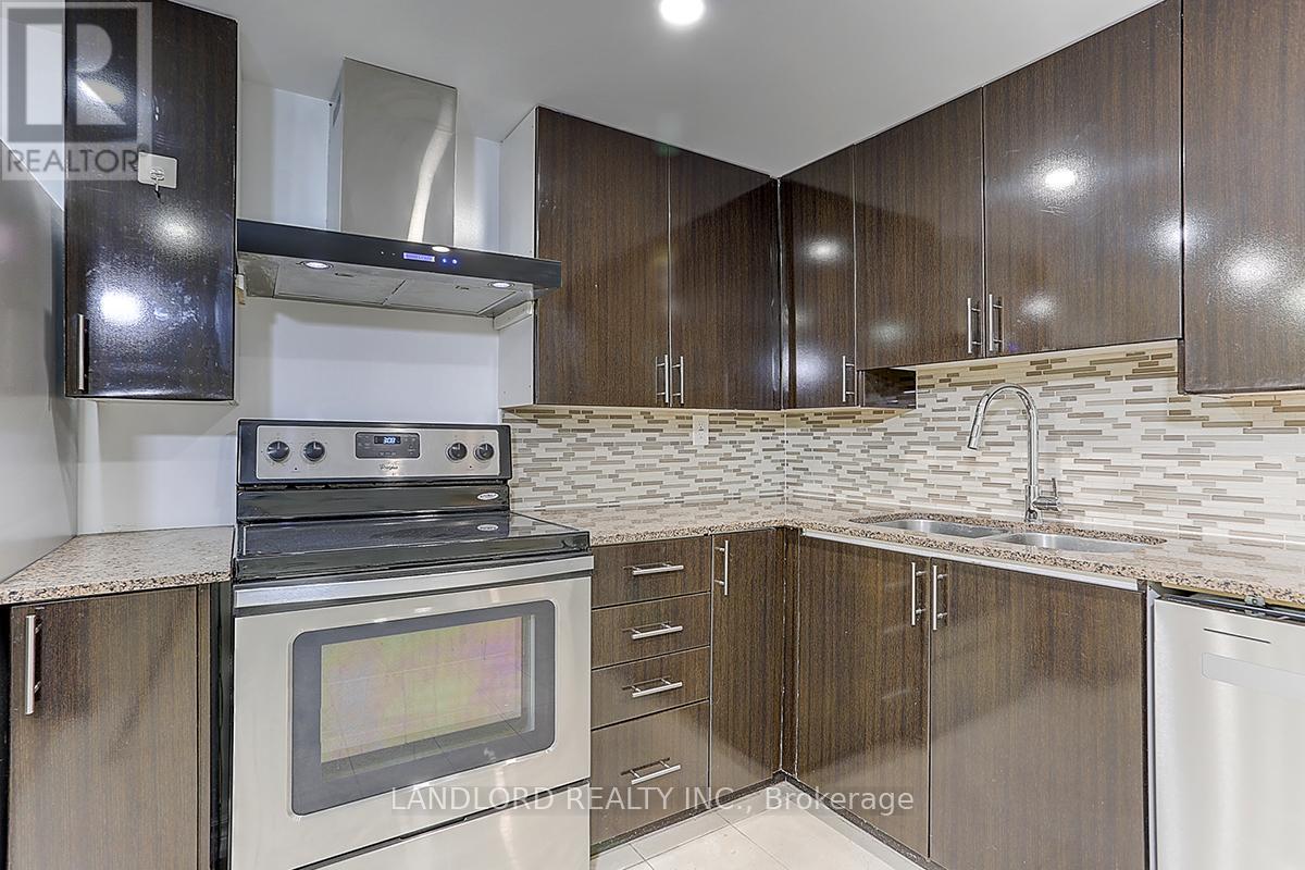 Lower - 3271 Chokecherry Crescent, Mississauga, Ontario  L5L 1B1 - Photo 13 - W13490910
