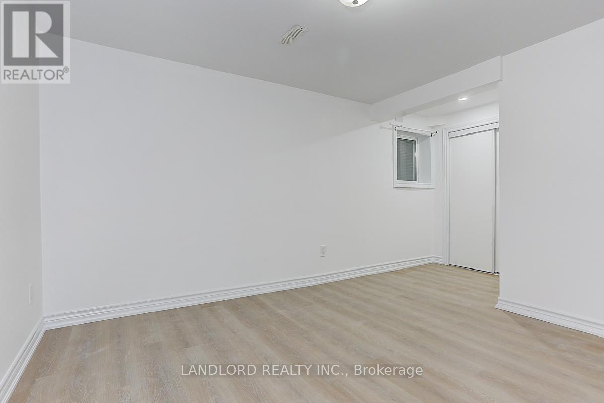 Lower - 3271 Chokecherry Crescent, Mississauga, Ontario  L5L 1B1 - Photo 17 - W13490910