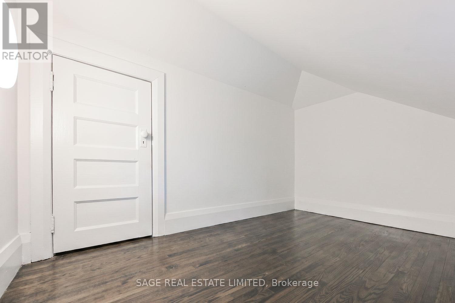 418 Glenlake Avenue, Toronto, Ontario  M6P 1G7 - Photo 18 - W13490920