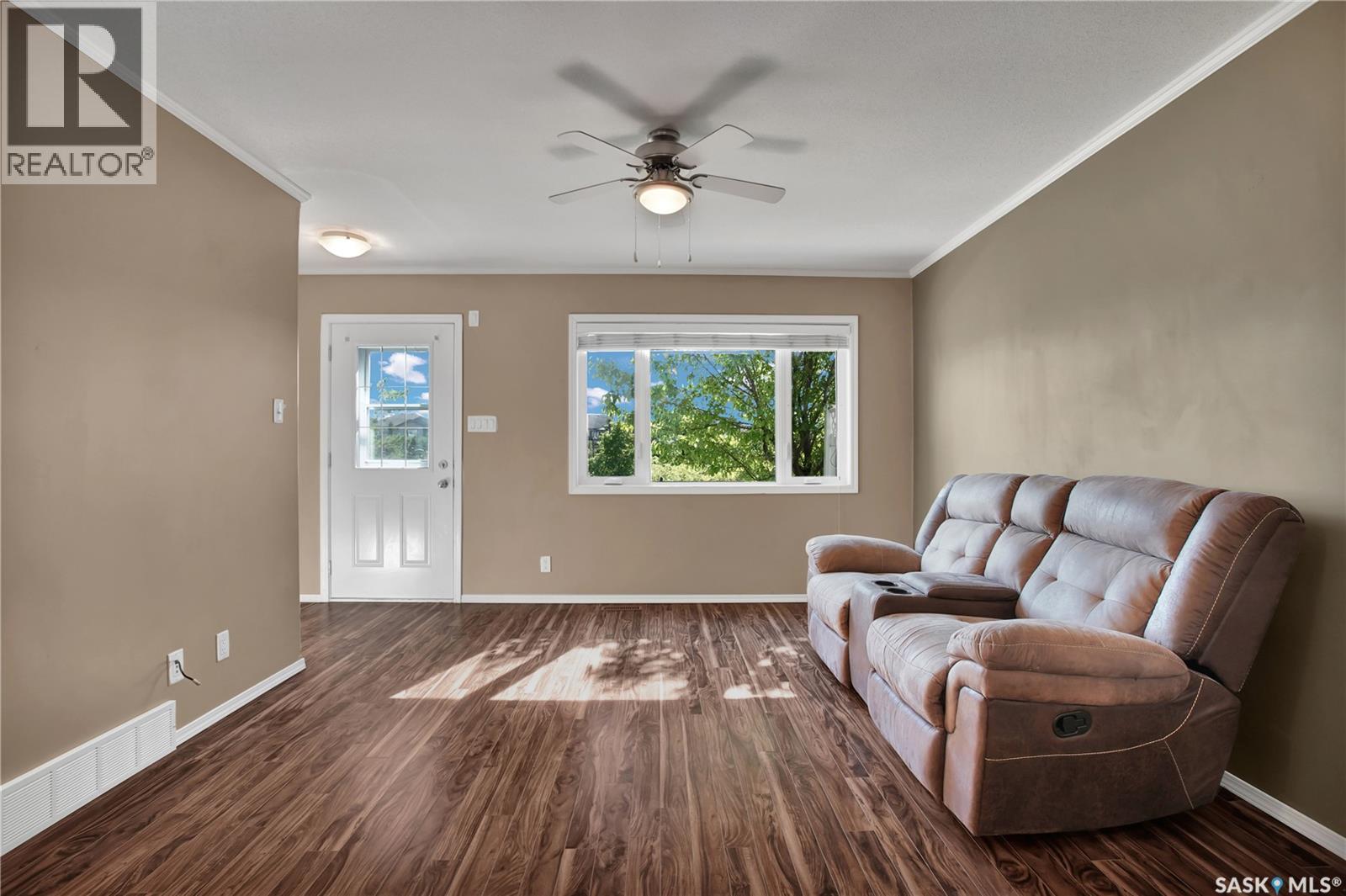 307 1022 Hampton Circle, Saskatoon, Saskatchewan  S7R 0K4 - Photo 4 - SK040641