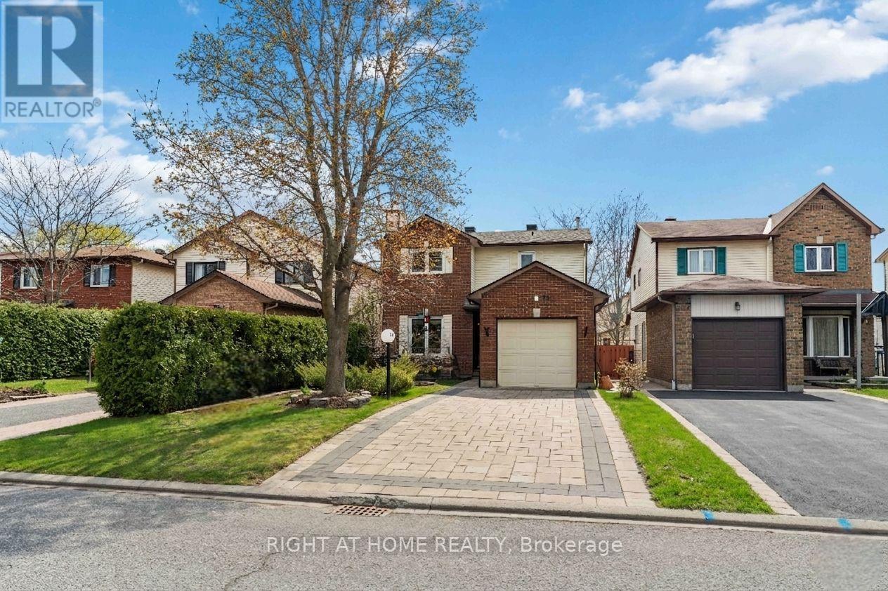 26 Denham Way, Ottawa, Ontario  K2S 1H5 - Photo 2 - X13085024