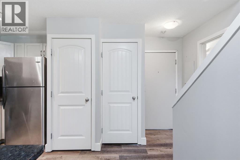10, 215 Village Terrace Sw, Calgary, Alberta  T3H 2L4 - Photo 12 - A2323744