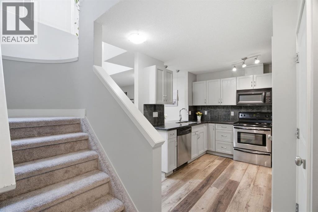 10, 215 Village Terrace Sw, Calgary, Alberta  T3H 2L4 - Photo 5 - A2323744