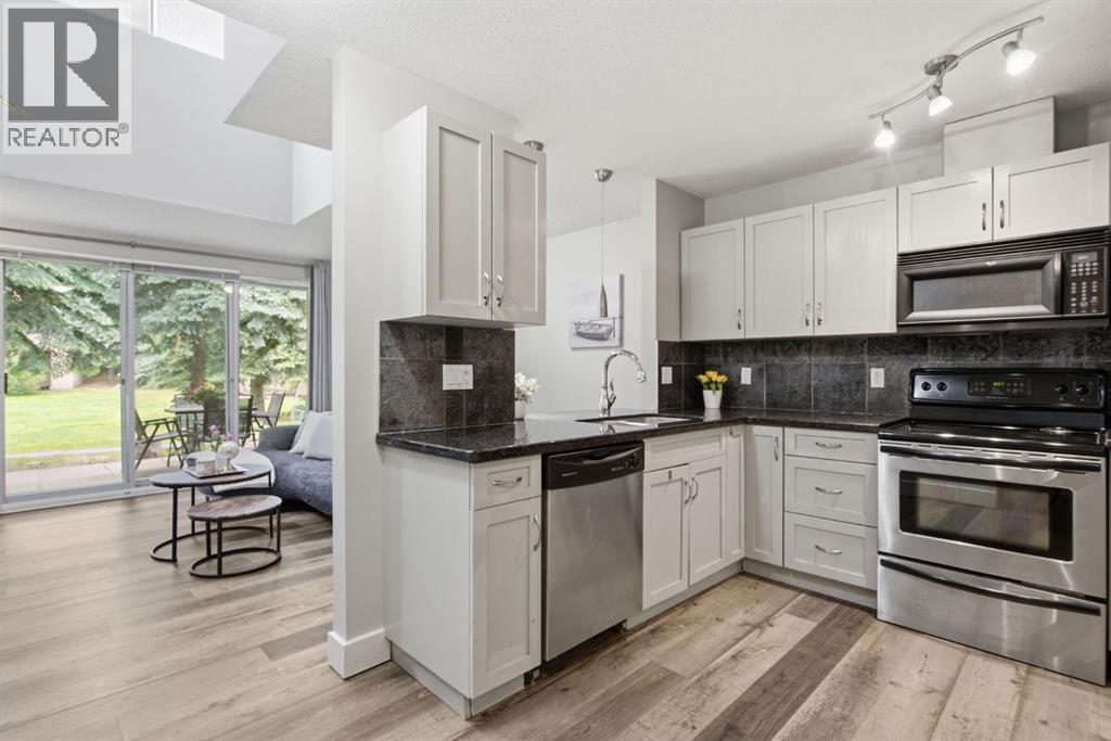 10, 215 Village Terrace Sw, Calgary, Alberta  T3H 2L4 - Photo 6 - A2323744