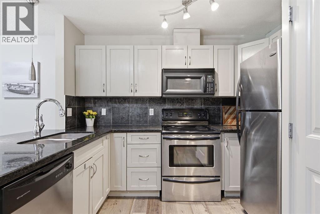 10, 215 Village Terrace Sw, Calgary, Alberta  T3H 2L4 - Photo 9 - A2323744