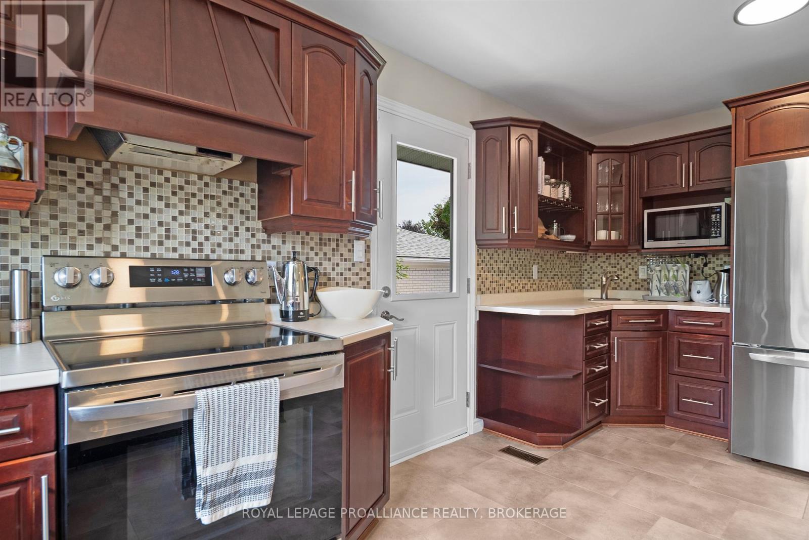 34 Keller Drive, Belleville, Ontario  K8P 4B4 - Photo 15 - X13491014