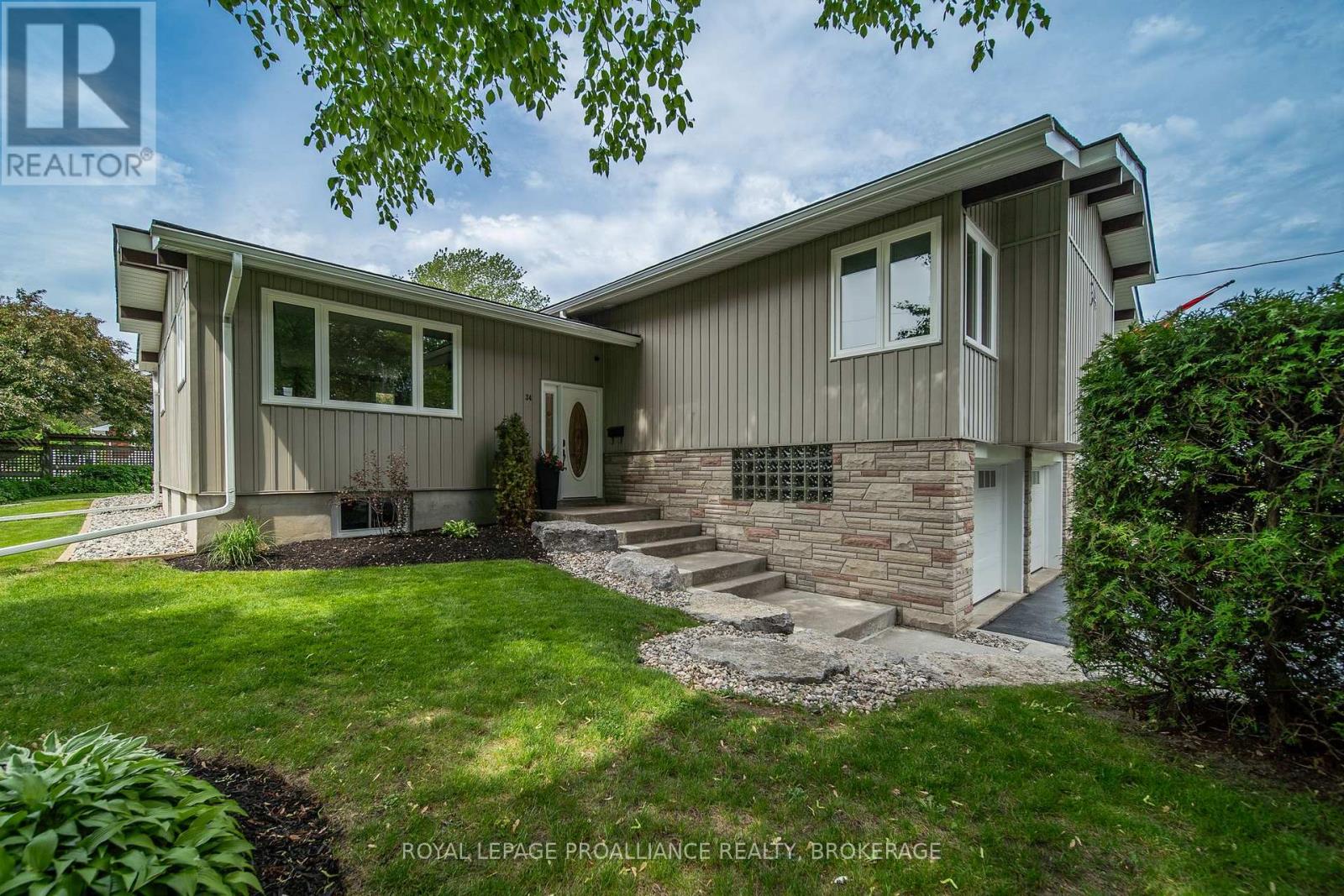 34 Keller Drive, Belleville, Ontario  K8P 4B4 - Photo 3 - X13491014