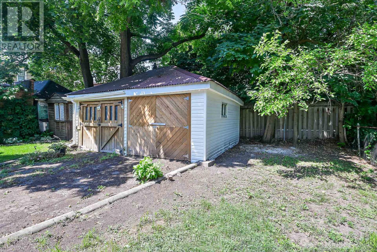 172 Sherman Avenue S, Hamilton, Ontario  L8M 2P9 - Photo 39 - X13490992