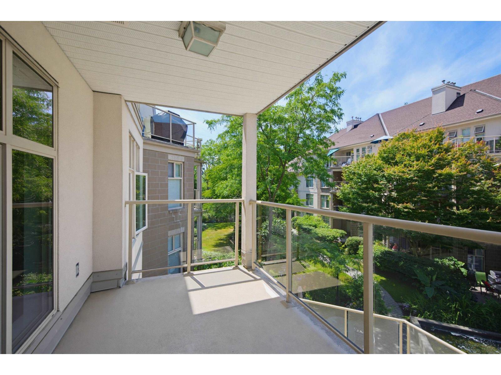 312 15350 19a Avenue, Surrey, British Columbia  V4A 9W1 - Photo 5 - R3139523