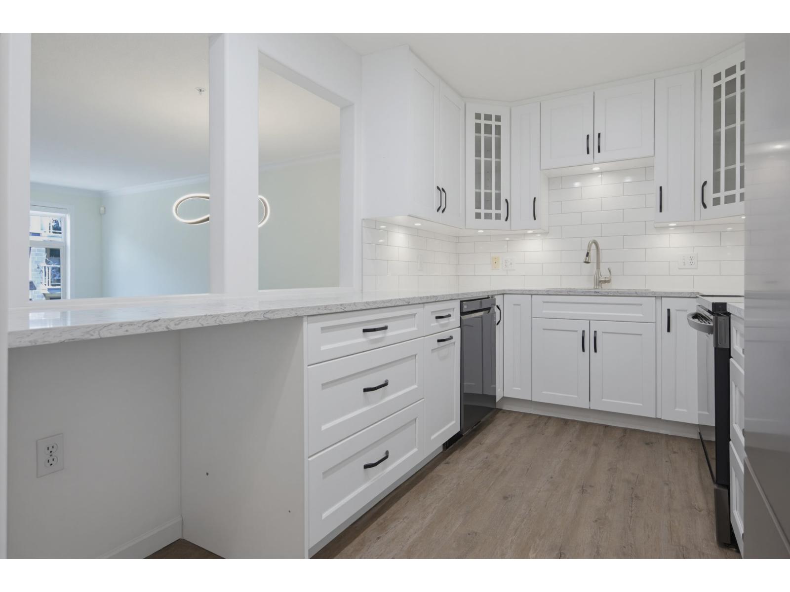 312 15350 19a Avenue, Surrey, British Columbia  V4A 9W1 - Photo 18 - R3139523