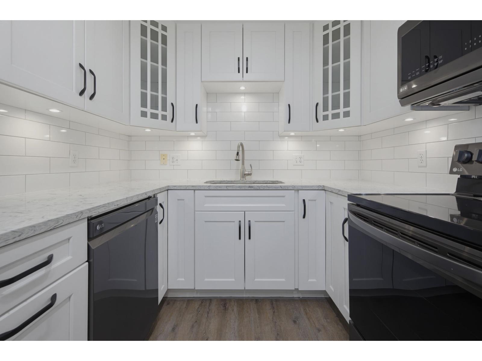 312 15350 19a Avenue, Surrey, British Columbia  V4A 9W1 - Photo 19 - R3139523