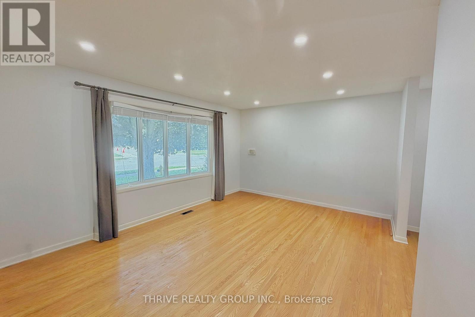 Upper - 1449 Glenora Drive, London North, Ontario  N5X 1V3 - Photo 5 - X13491108
